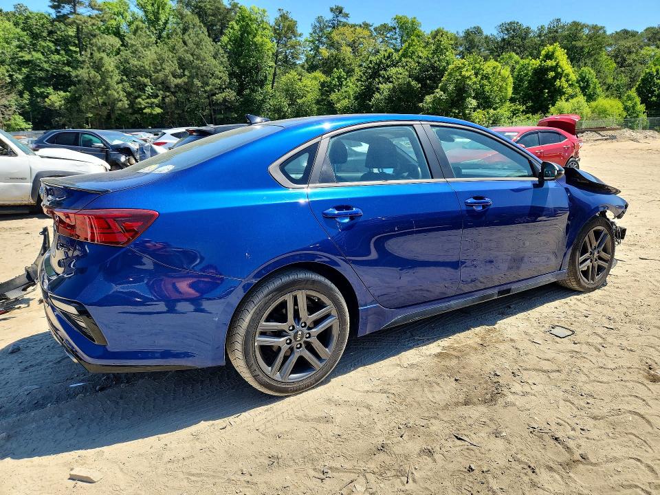 2021 Kia Forte მანქანა იყიდება აუქციონზე, vin: 3KPF34AD6ME407909, აუქციონის ნომერი: 56140416