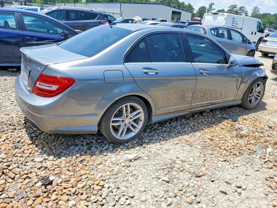 Продажа на аукционе авто 2013 Mercedes-benz C, vin: WDDGF8AB0DG020506, номер лота: 57773506