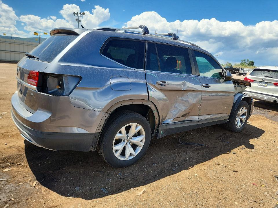 59114266 :رقم المزاد ، 1V2BR2CA2JC510248 vin ، 2018 Volkswagen Atlas مزاد بيع