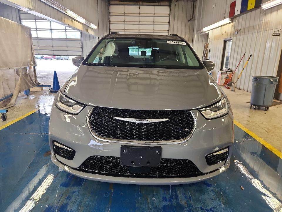Продажа на аукционе авто 2022 Chrysler Pacifica, vin: 2C4RC1BG0NR167843, номер лота: 56281306