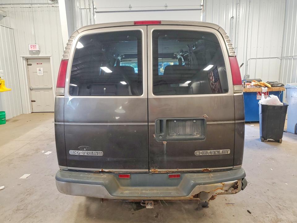 1999 Chevrolet Express G1500 მანქანა იყიდება აუქციონზე, vin: 1GBFG15R9X1155464, აუქციონის ნომერი: 55741436