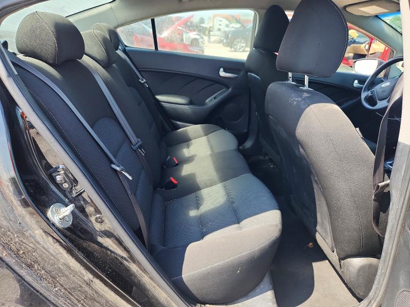 59132076 :رقم المزاد ، 3KPFK4A71HE049489 vin ، 2017 Kia Forte مزاد بيع