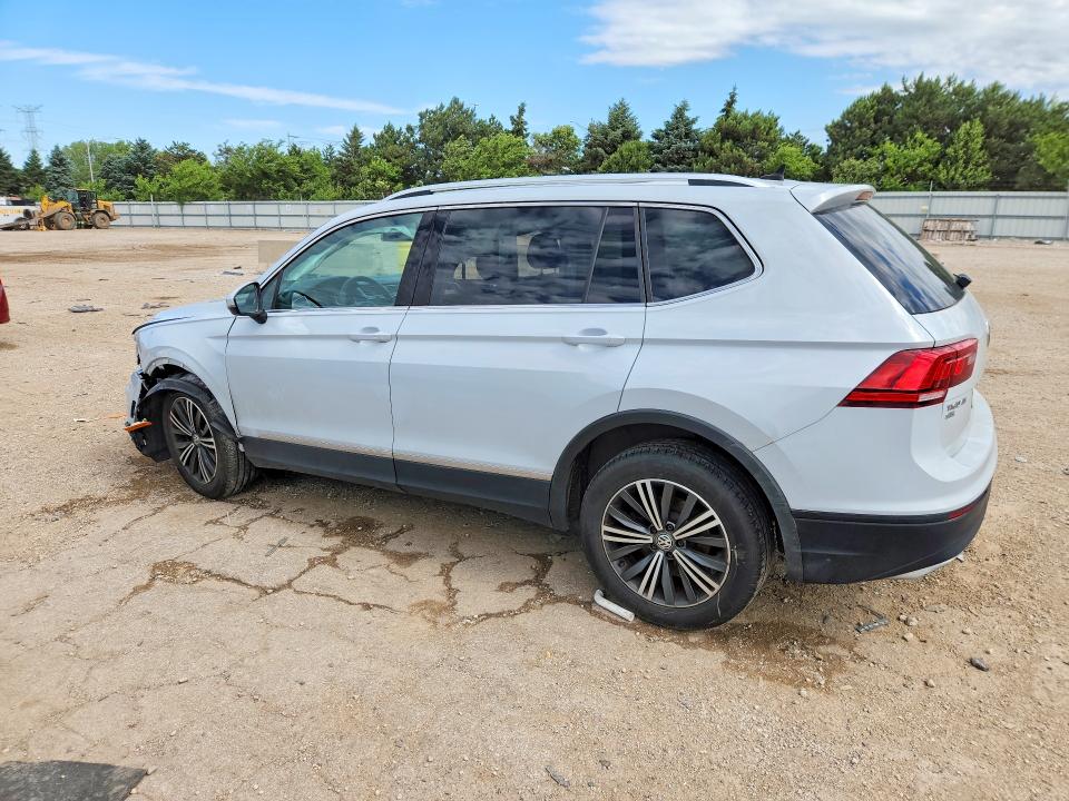 57402446 :رقم المزاد ، 3VV2B7AX4JM022574 vin ، 2018 Volkswagen Tiguan مزاد بيع