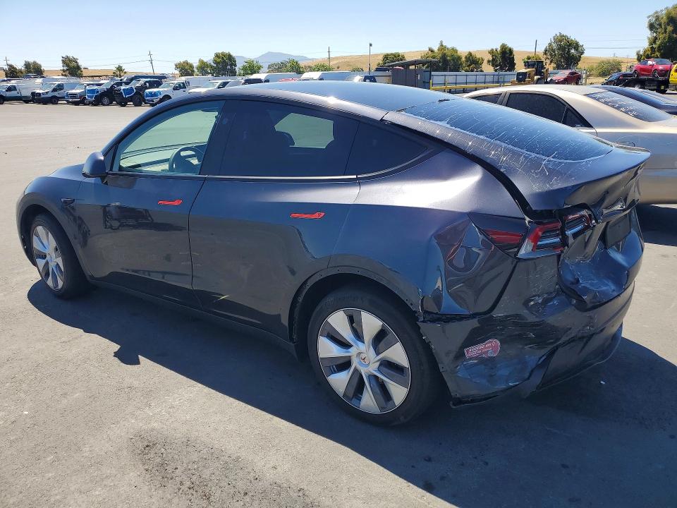 2024 Tesla Model Y მანქანა იყიდება აუქციონზე, vin: 7SAYGDED6RF097322, აუქციონის ნომერი: 56325986