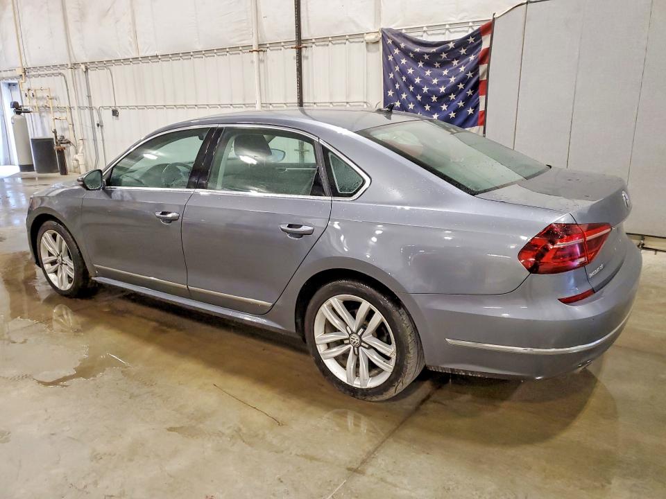 2017 Volkswagen Passat მანქანა იყიდება აუქციონზე, vin: 1VWGT7A36HC033969, აუქციონის ნომერი: 59093776