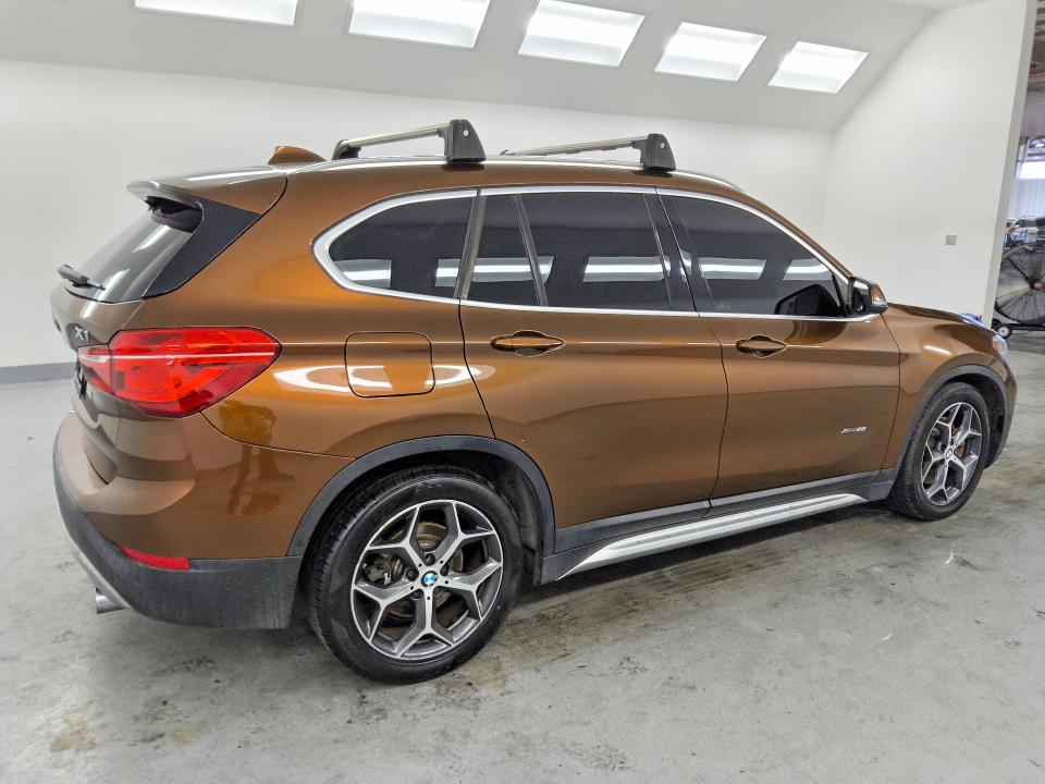 Продаж на аукціоні авто 2016 Bmw X1, vin: WBXHT3C30GP885869, номер лоту: 50350326