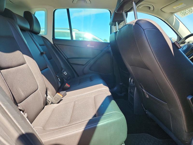 57589796 :رقم المزاد ، WVGBV3AX7EW559231 vin ، 2014 Volkswagen Tiguan مزاد بيع