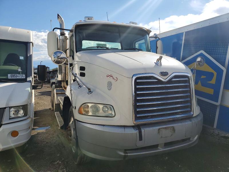 2004 Mack 600 მანქანა იყიდება აუქციონზე, vin: 1M1AE06Y84N021514, აუქციონის ნომერი: 57241566
