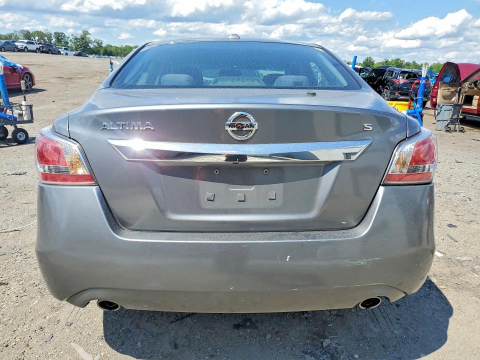 2015 Nissan Altima მანქანა იყიდება აუქციონზე, vin: 1N4AL3AP3FN360518, აუქციონის ნომერი: 58106056