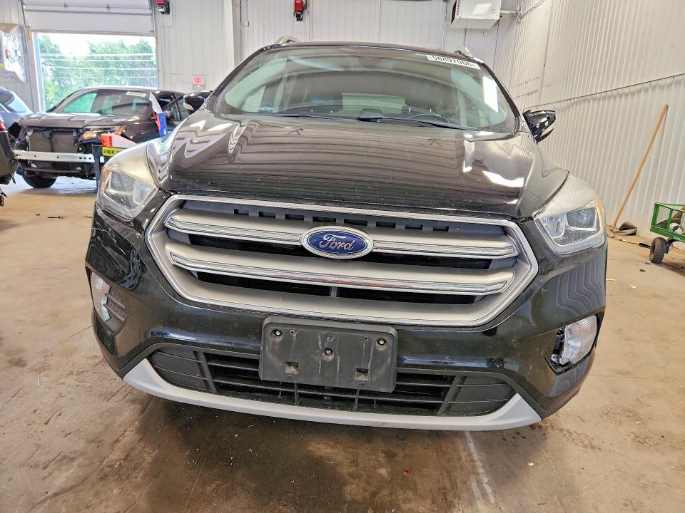 Продаж на аукціоні авто 2017 Ford Escape, vin: 1FMCU9J9XHUC86233, номер лоту: 58897066