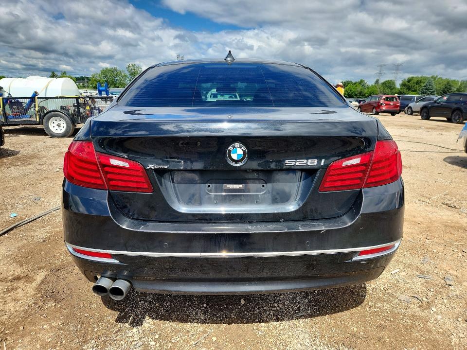 57581956 :رقم المزاد ، WBA5A5C53FD524989 vin ، 2015 Bmw 528 مزاد بيع