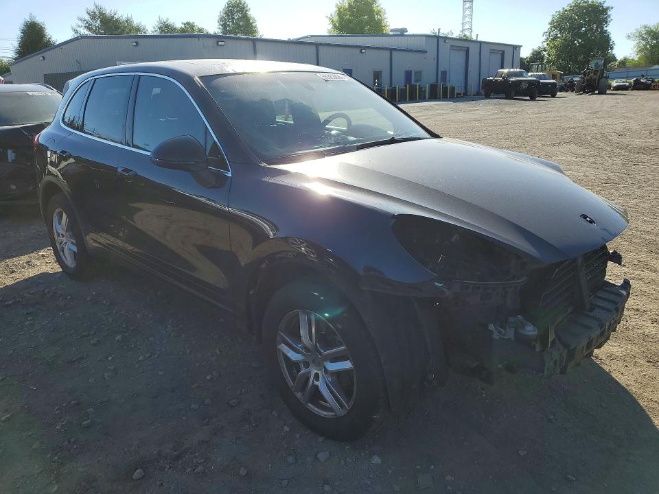 55393026 :رقم المزاد ، WP1AA2A24GLA04508 vin ، 2016 Porsche Cayenne مزاد بيع