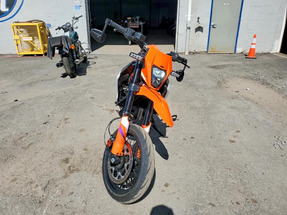 Продажа на аукционе авто 2025 Ktm 690, vin: MD2J2J402SN201008, номер лота: 56469876