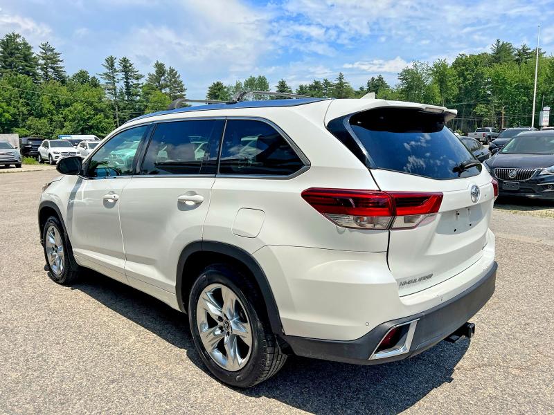 58083736 :رقم المزاد ، 5TDDZRFH2JS908604 vin ، 2018 Toyota Highlander مزاد بيع