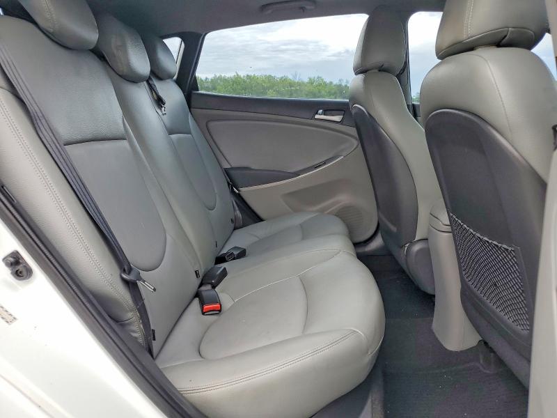 2015 Hyundai Accent მანქანა იყიდება აუქციონზე, vin: KMHCU5AE1FU220169, აუქციონის ნომერი: 57693876
