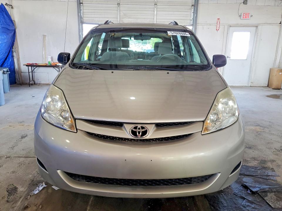 Продажа на аукционе авто 2006 Toyota Sienna, vin: 5TDBA23C26S064912, номер лота: 57028606