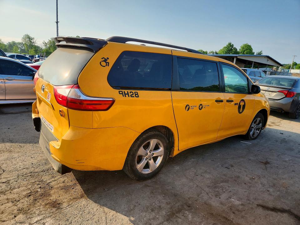2017 Toyota Sienna მანქანა იყიდება აუქციონზე, vin: 5TDKZ3DC4HS876051, აუქციონის ნომერი: 57140896
