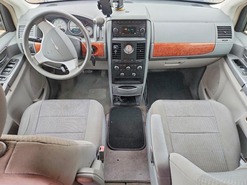 55756356 :رقم المزاد ، 2A8HR44H18R663992 vin ، 2008 Chrysler Town & Country مزاد بيع