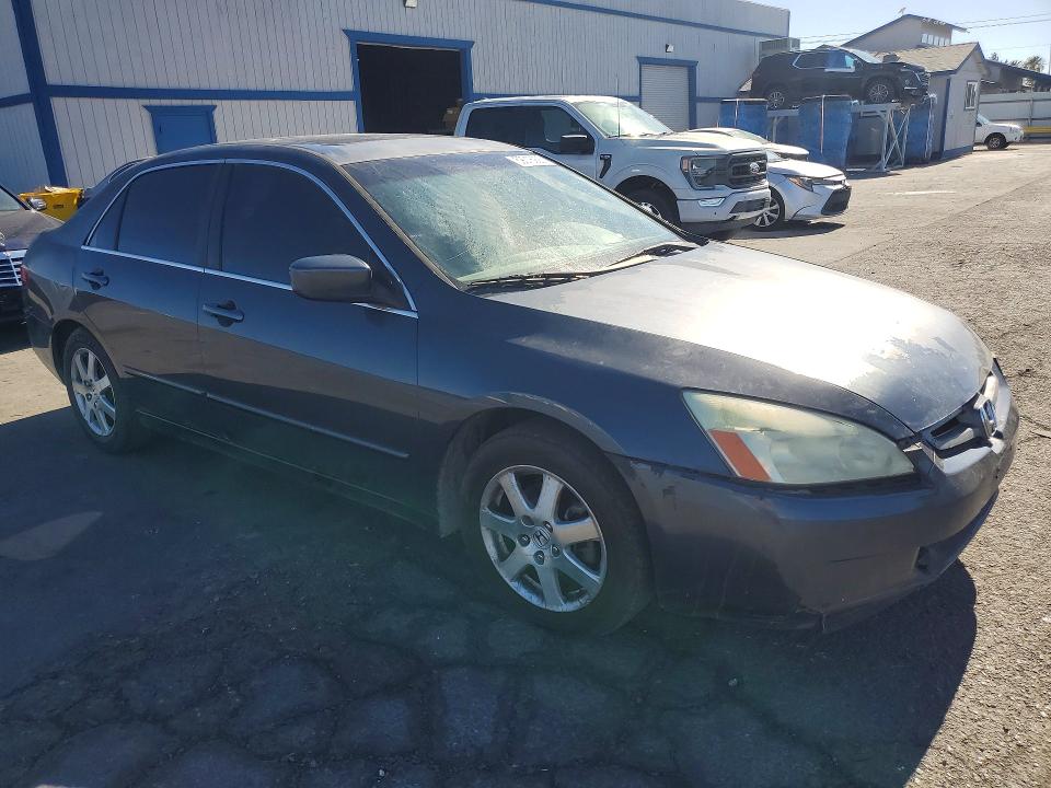 59018926 :رقم المزاد ، 1HGCM66525A050330 vin ، 2005 Hond Accord مزاد بيع