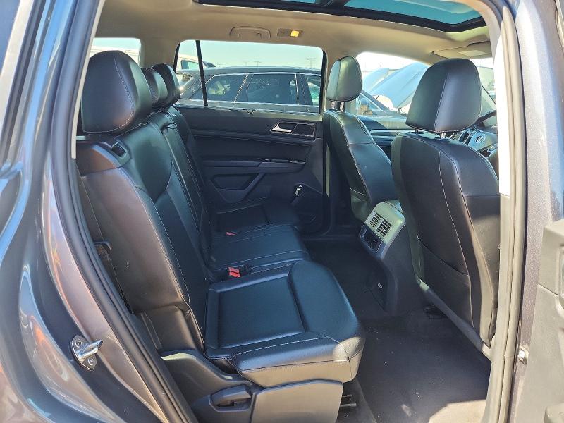 56371386 :رقم المزاد ، 1V2MR2CA1JC514932 vin ، 2018 Volkswagen Atlas مزاد بيع