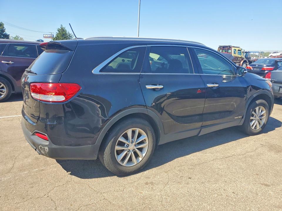 Продажа на аукционе авто 2017 Kia Sorento, vin: 5XYPGDA57HG335256, номер лота: 55654816