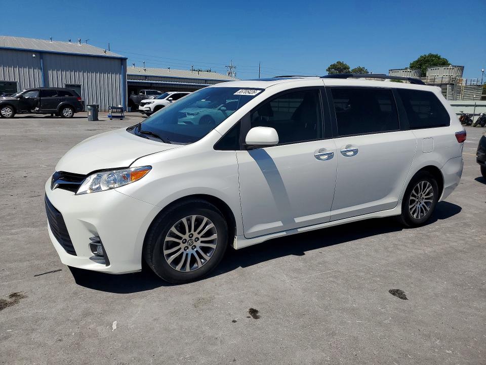 55705426 :رقم المزاد ، 5TDYZ3DC1LS084782 vin ، 2020 Toyota Sienna مزاد بيع