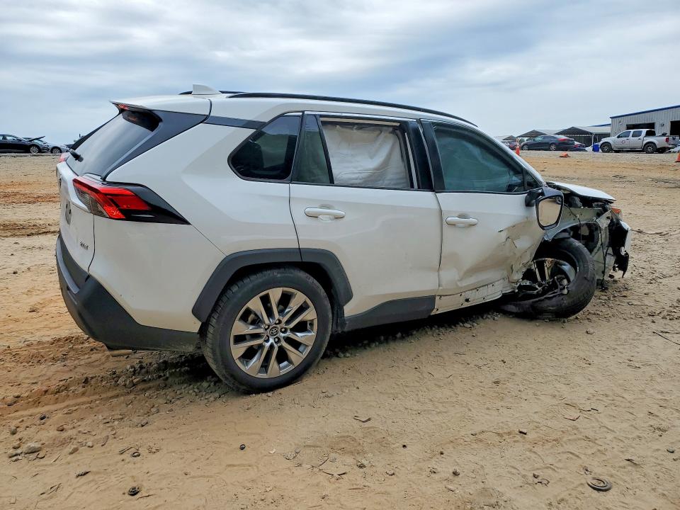 2020 Toyota Rav4 მანქანა იყიდება აუქციონზე, vin: 2T3C1RFV5LC070757, აუქციონის ნომერი: 58658746