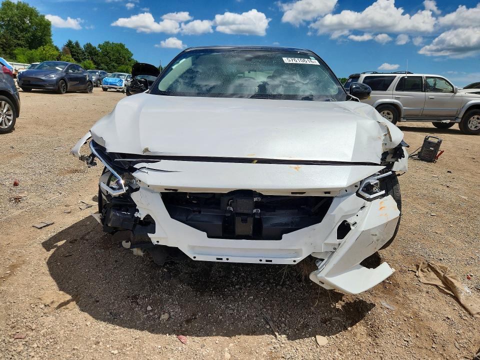 57610616 :رقم المزاد ، 3N1AB8DV1NY206799 vin ، 2022 Nissan Sentra مزاد بيع
