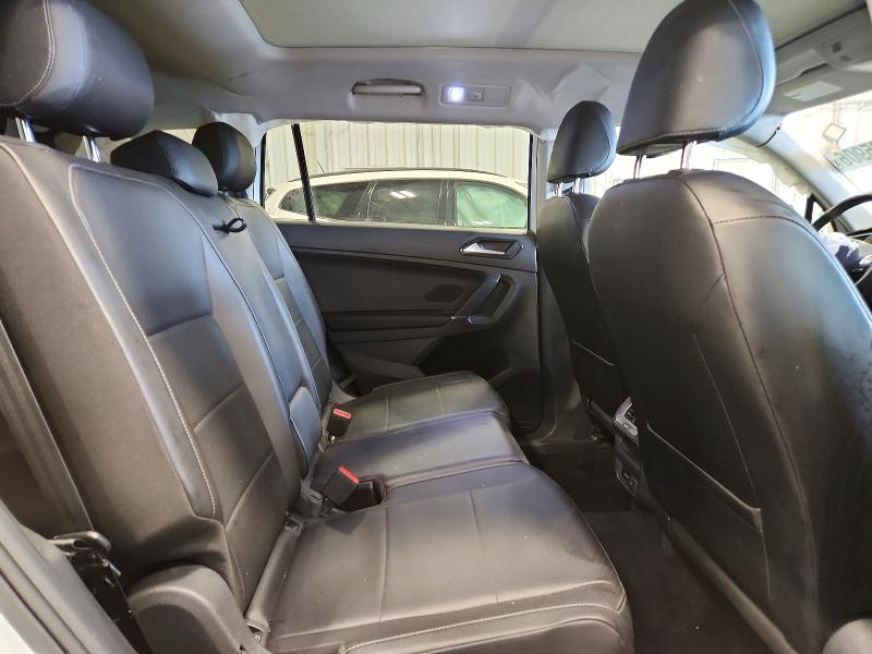 Продажа на аукционе авто 2018 Volkswagen Tiguan, vin: 3VV3B7AX2JM005518, номер лота: 55835906