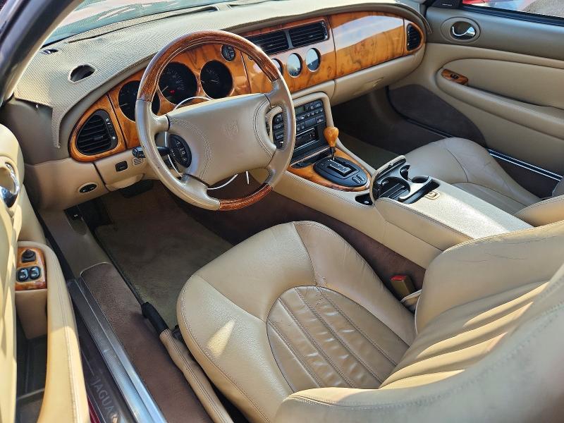 1999 Jaguar Xk8 მანქანა იყიდება აუქციონზე, vin: SAJGX2044XC037183, აუქციონის ნომერი: 58405196