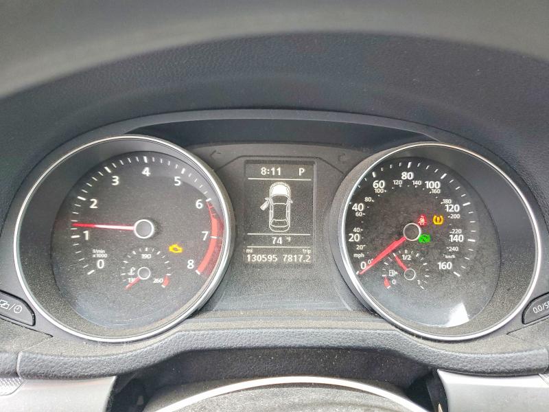57704276 :رقم المزاد ، 1VWAT7A38HC042744 vin ، 2017 Volkswagen Passat مزاد بيع