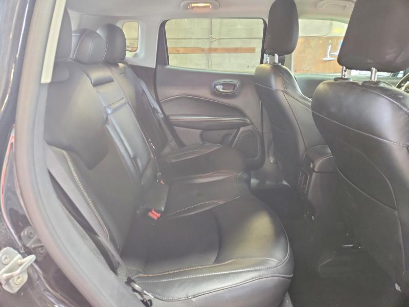 57702736 :رقم المزاد ، 3C4NJDBB8KT850764 vin ، 2019 Jeep Compass مزاد بيع