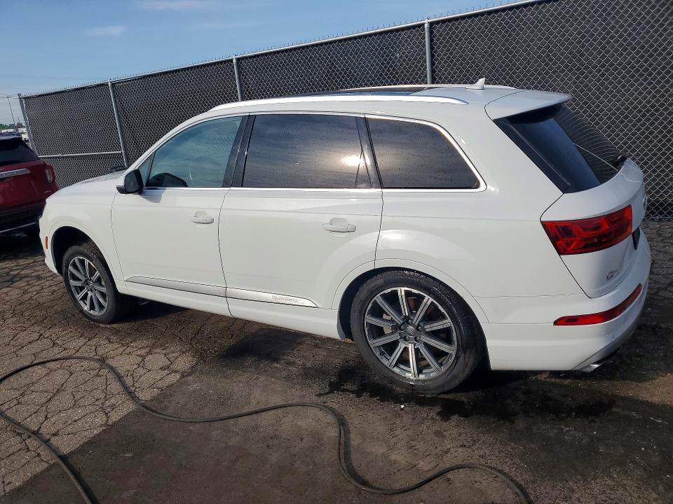 2017 Audi Q7 მანქანა იყიდება აუქციონზე, vin: WA1VAAF78HD057168, აუქციონის ნომერი: 58949706