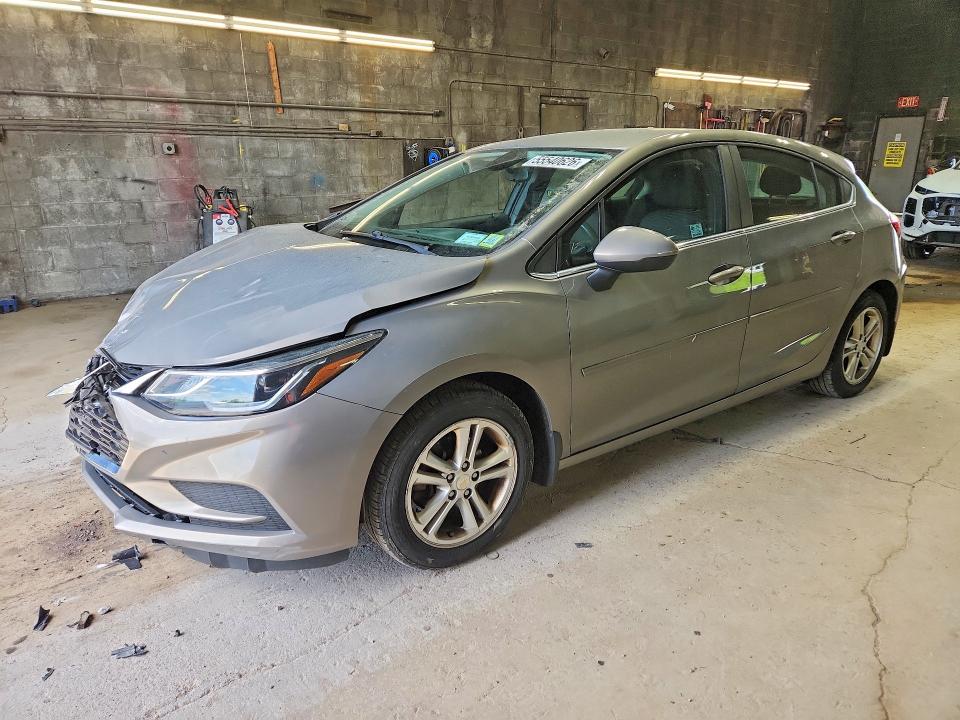 55540626 :رقم المزاد ، 3G1BE6SM4HS593078 vin ، 2017 Chevrolet Cruze مزاد بيع