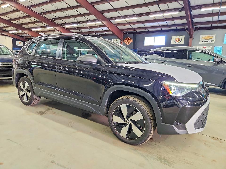 57556486 :رقم المزاد ، 3VV8C7B20SM029114 vin ، 2025 Volkswagen Taos مزاد بيع