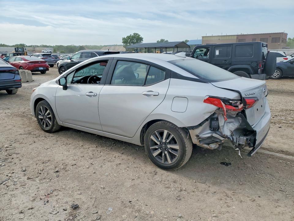 55680636 :رقم المزاد ، 3N1CN8EV2ML884567 vin ، 2021 Nissan Versa مزاد بيع