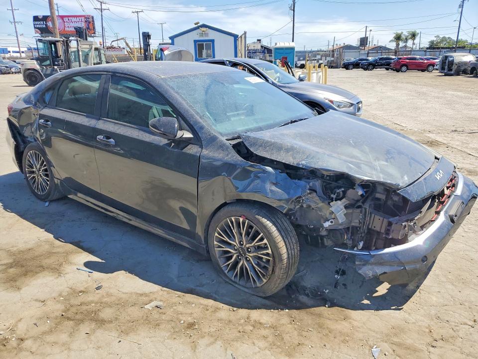 56356116 :رقم المزاد ، 3KPF54AD2NE473000 vin ، 2022 Kia Forte مزاد بيع