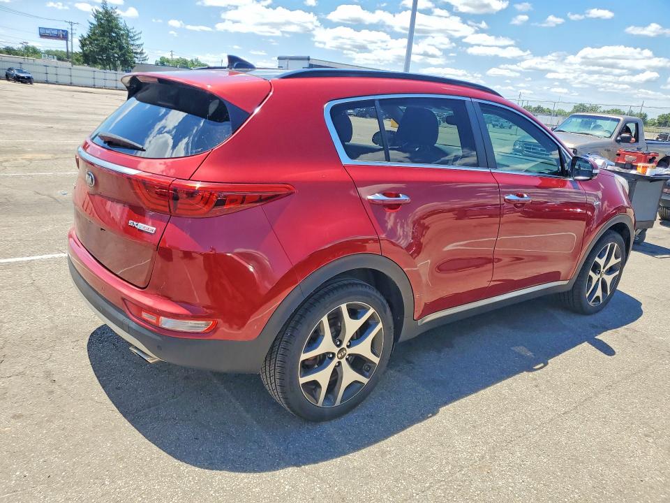 58203336 :رقم المزاد ، KNDPRCA65J7369700 vin ، 2018 Kia Sportage مزاد بيع