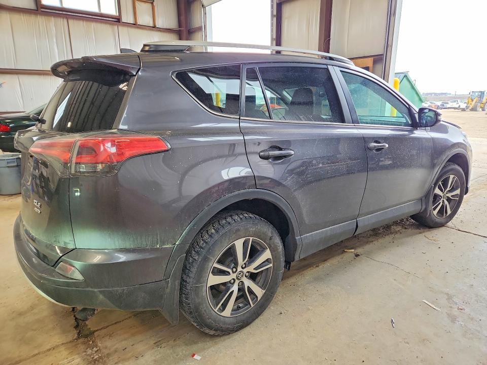 Продаж на аукціоні авто 2016 Toyota Rav4, vin: 2T3RFREV2GW474696, номер лоту: 55810326