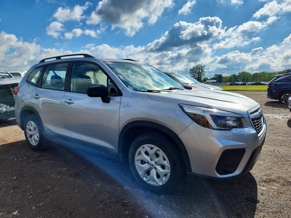 58020916 :رقم المزاد ، JF2SKADC3MH551156 vin ، 2021 Subaru Forester مزاد بيع