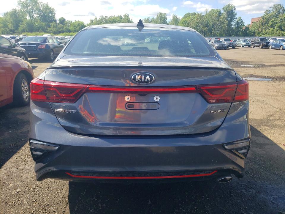 2021 Kia Forte მანქანა იყიდება აუქციონზე, vin: 3KPF34AD4ME333535, აუქციონის ნომერი: 54922096