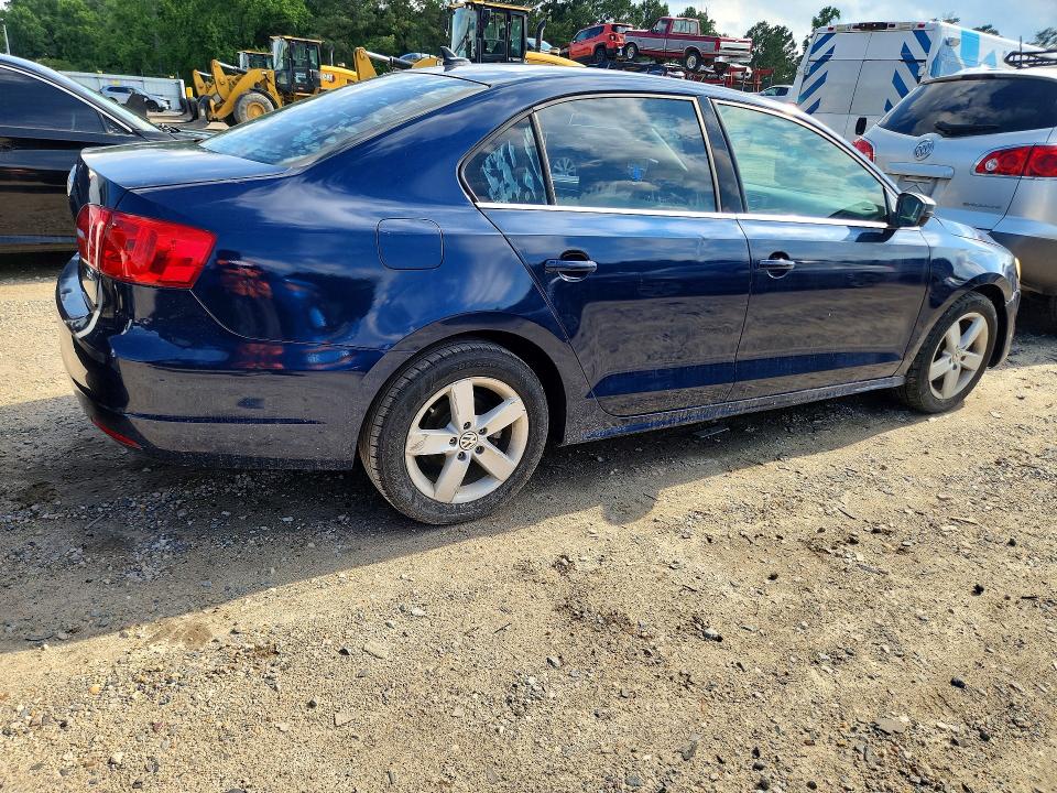 Продаж на аукціоні авто 2013 Volkswagen Jetta, vin: 3VWLL7AJ5DM384524, номер лоту: 57819826