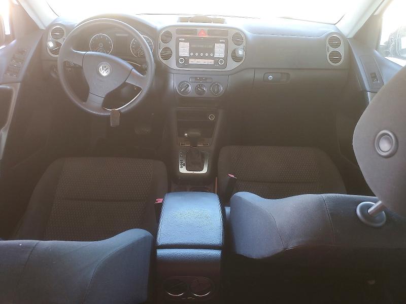 57956486 :رقم المزاد ، WVGAV7AX9AW001295 vin ، 2010 Volkswagen Tiguan مزاد بيع