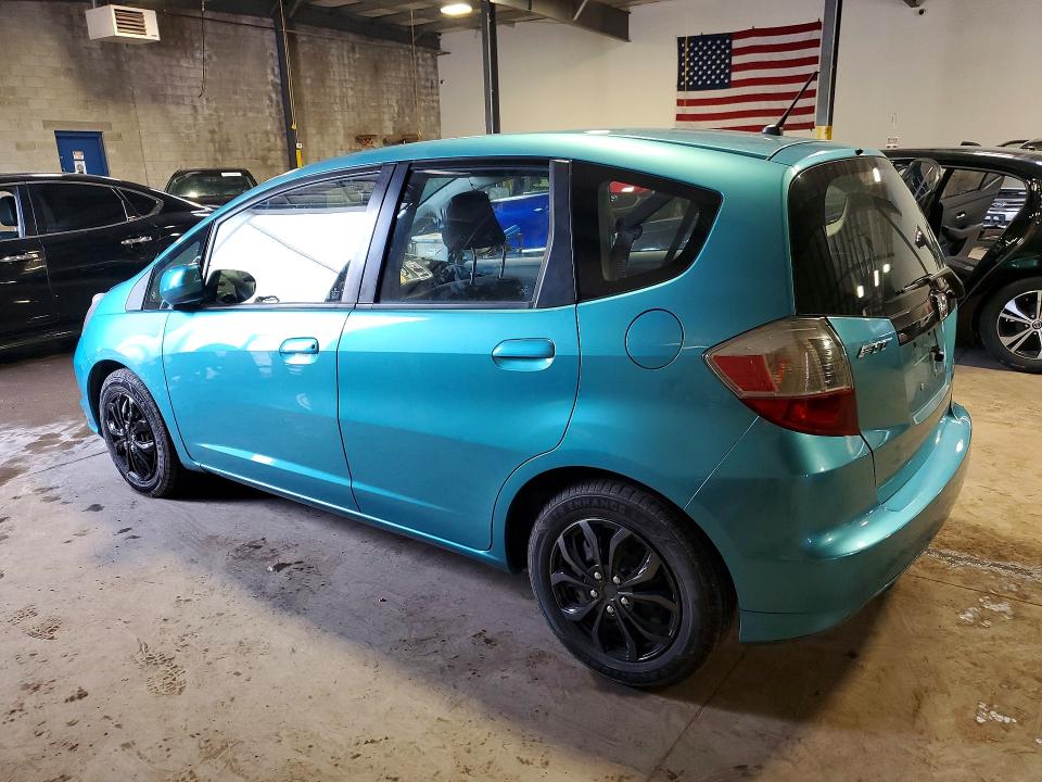56933396 :رقم المزاد ، JHMGE8H30DC036948 vin ، 2013 Honda Fit مزاد بيع