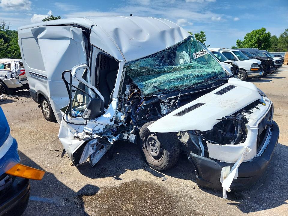 Продажа на аукционе авто 2023 Ford Transit, vin: 1FTBR1CG5PKB92821, номер лота: 50420256