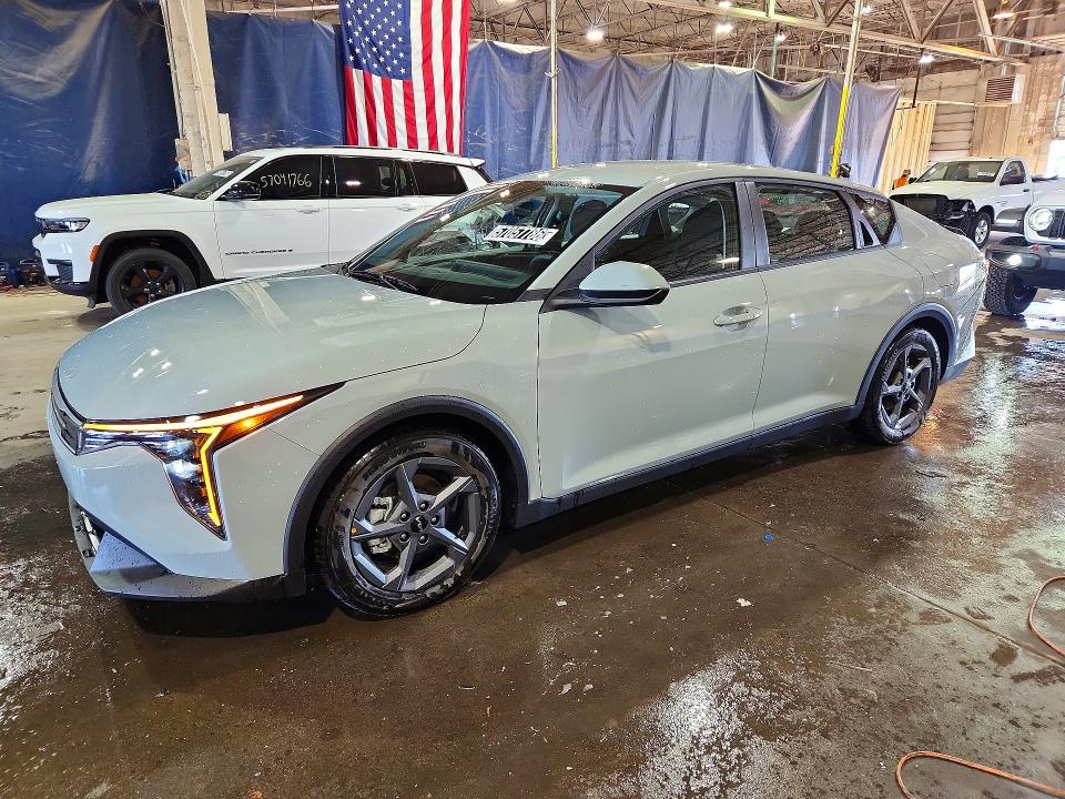 Продажа на аукционе авто 2026 Kia K4, vin: 3KPFT4DE9TE321013, номер лота: 57057786