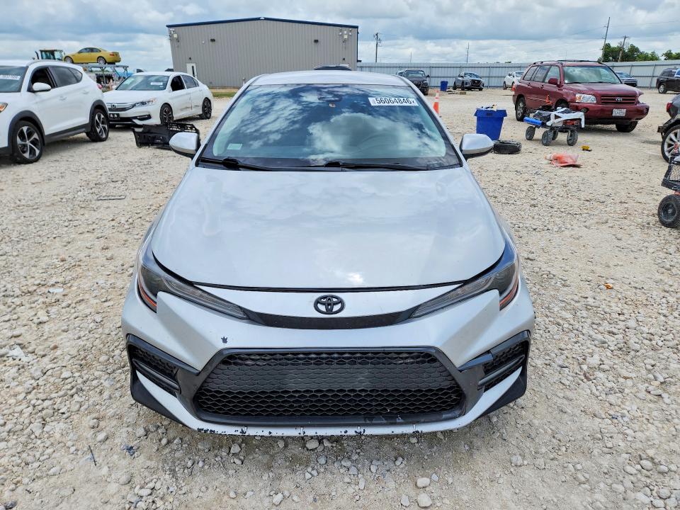 2021 Toyota Corolla მანქანა იყიდება აუქციონზე, vin: JTDEPMAE4MJ131502, აუქციონის ნომერი: 56064846
