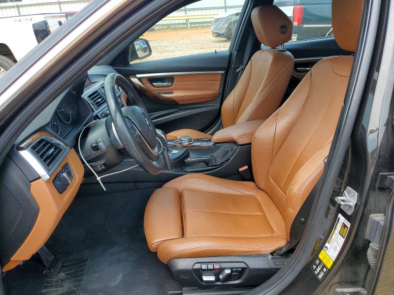 58816036 :رقم المزاد ، WBA8D9C52HK678023 vin ، 2017 Bmw 330 مزاد بيع