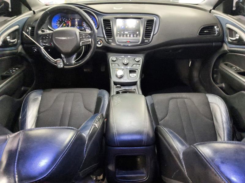 55527586 :رقم المزاد ، 1C3CCCBB9GN175613 vin ، 2016 Chrysler 200 مزاد بيع