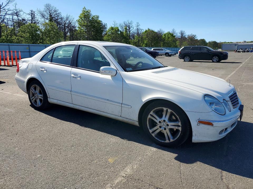 Продажа на аукционе авто 2006 Mercedes-benz E, vin: WDBUF87J06X197375, номер лота: 55851226